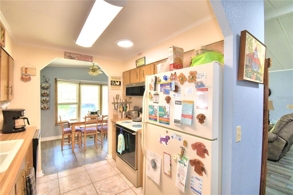 For Sale: $195,500 (2 beds, 2 baths, 1104 Square Feet)