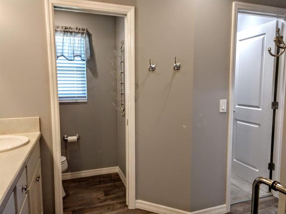 For Rent: $2,230 (3 beds, 2 baths, 1557 Square Feet)