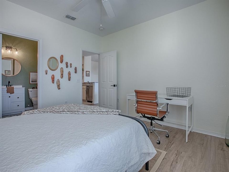 Guest Bedroom with an en-suite Bathroom