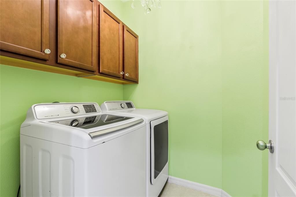 Washer, Dryer and chandelier convey