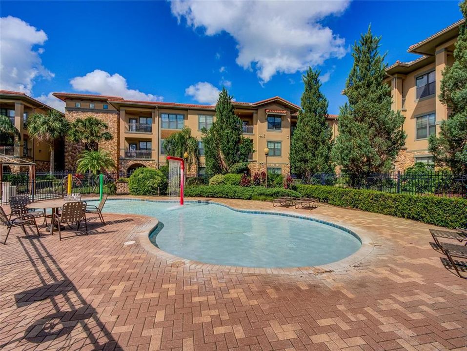 Clubhouse Splashpad