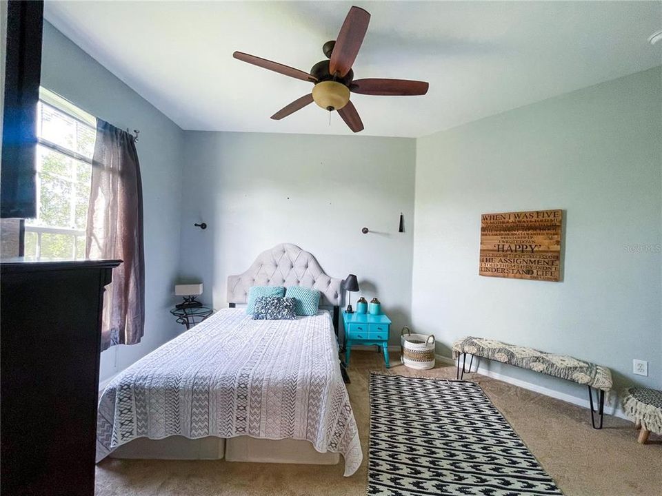 For Rent: $2,400 (2 beds, 2 baths, 1289 Square Feet)