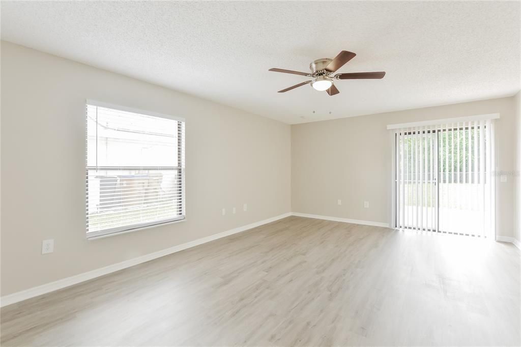 For Rent: $2,235 (3 beds, 2 baths, 1577 Square Feet)