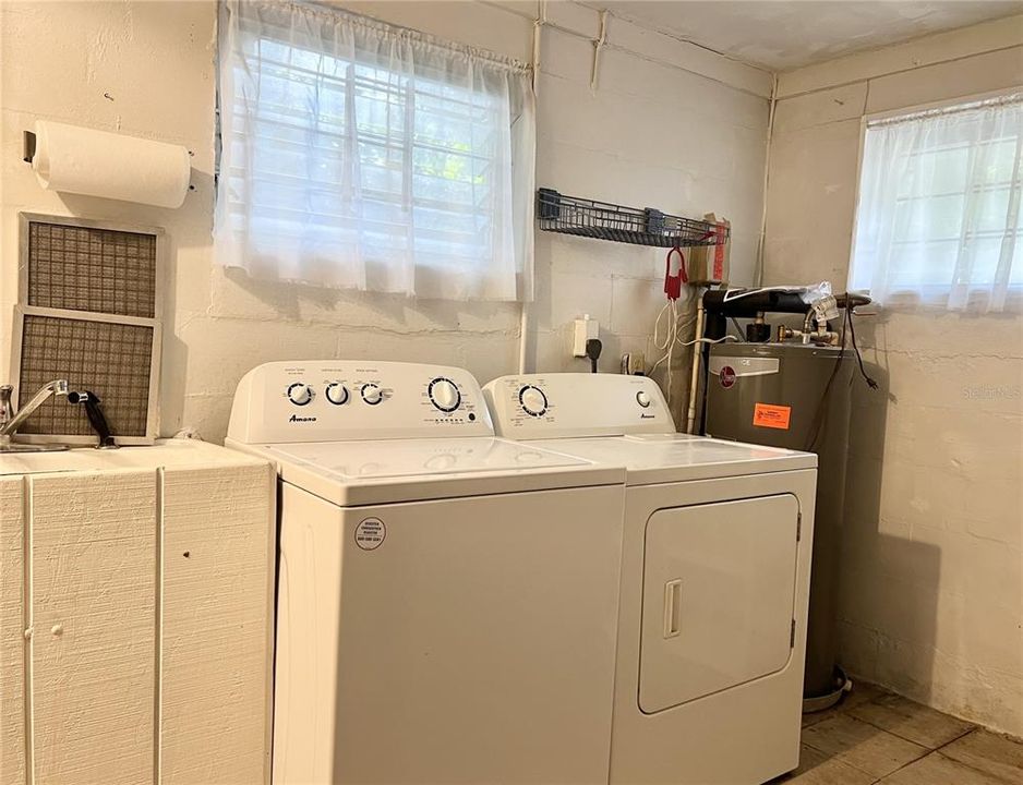 Laundry Room in Garage - 6'4 x 10'3