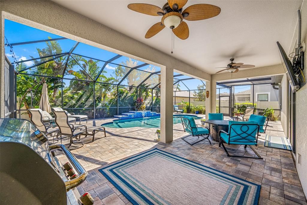 Active With Contract: $600,000 (4 beds, 3 baths, 2313 Square Feet)