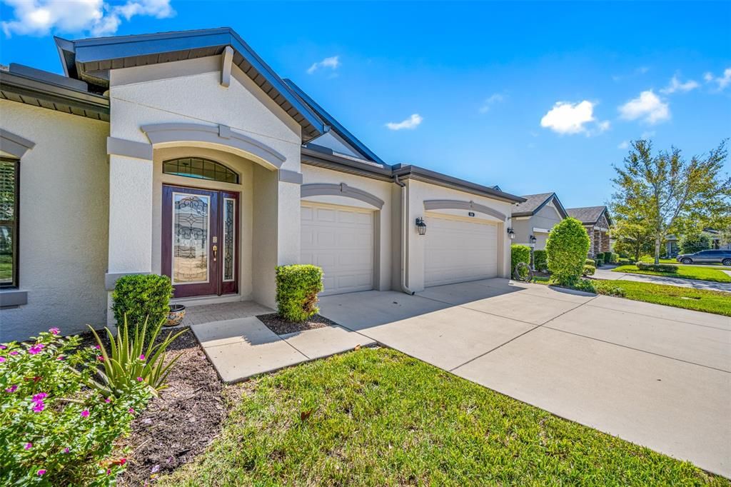 Active With Contract: $600,000 (4 beds, 3 baths, 2313 Square Feet)