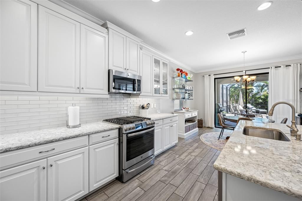 Active With Contract: $600,000 (4 beds, 3 baths, 2313 Square Feet)