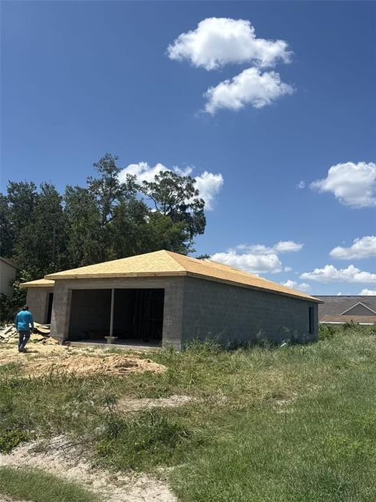 待售: $375,000 (3 贝兹, 2 浴室, 1270 平方英尺)