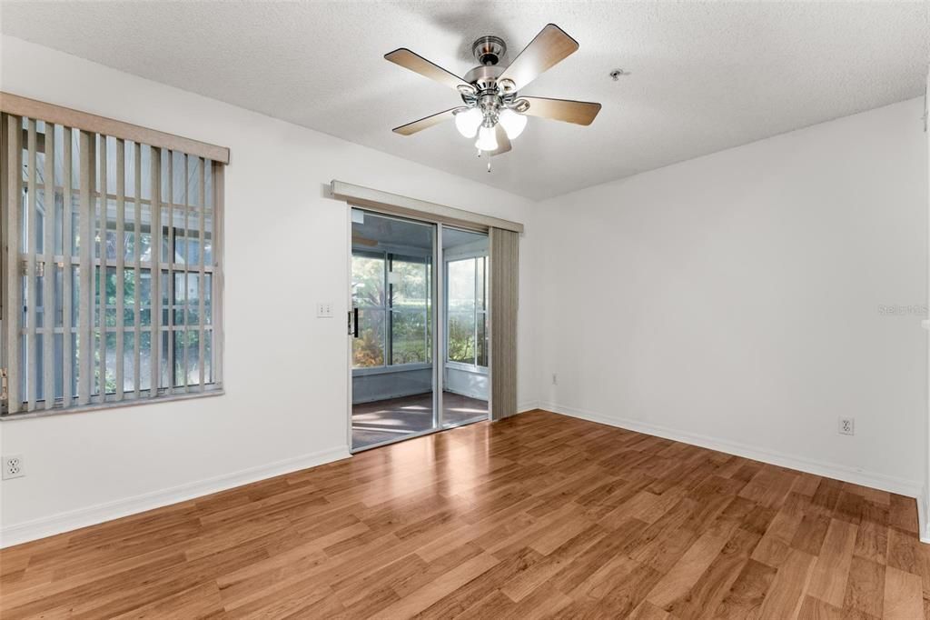 For Sale: $265,000 (3 beds, 2 baths, 1150 Square Feet)