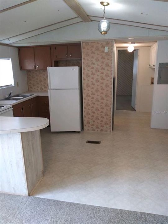 For Sale: $1,300,000 (17 beds, 0 baths, 6588 Square Feet)