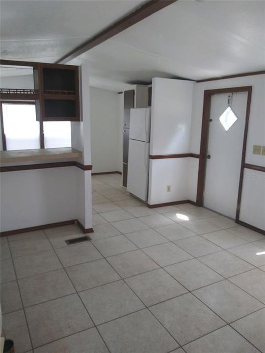 For Sale: $1,300,000 (17 beds, 0 baths, 6588 Square Feet)