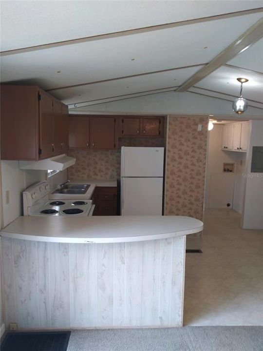 For Sale: $1,300,000 (17 beds, 0 baths, 6588 Square Feet)