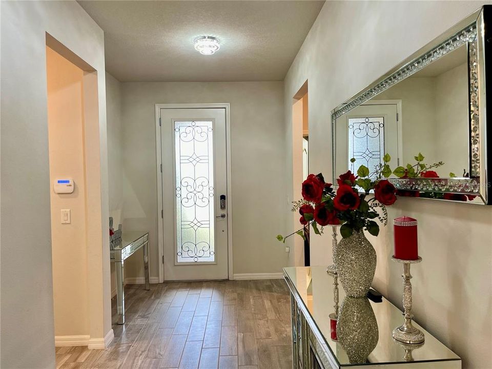 For Sale: $599,900 (4 beds, 2 baths, 2020 Square Feet)