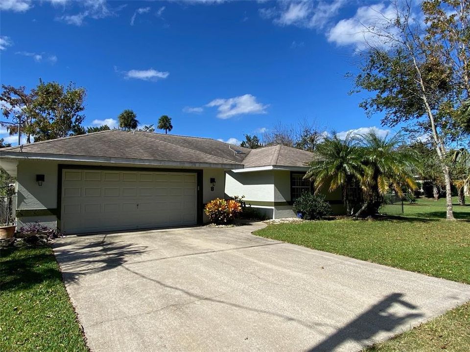 For Sale: $450,000 (3 beds, 2 baths, 1973 Square Feet)