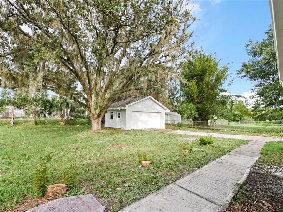 For Sale: $499,999 (3 beds, 2 baths, 2120 Square Feet)