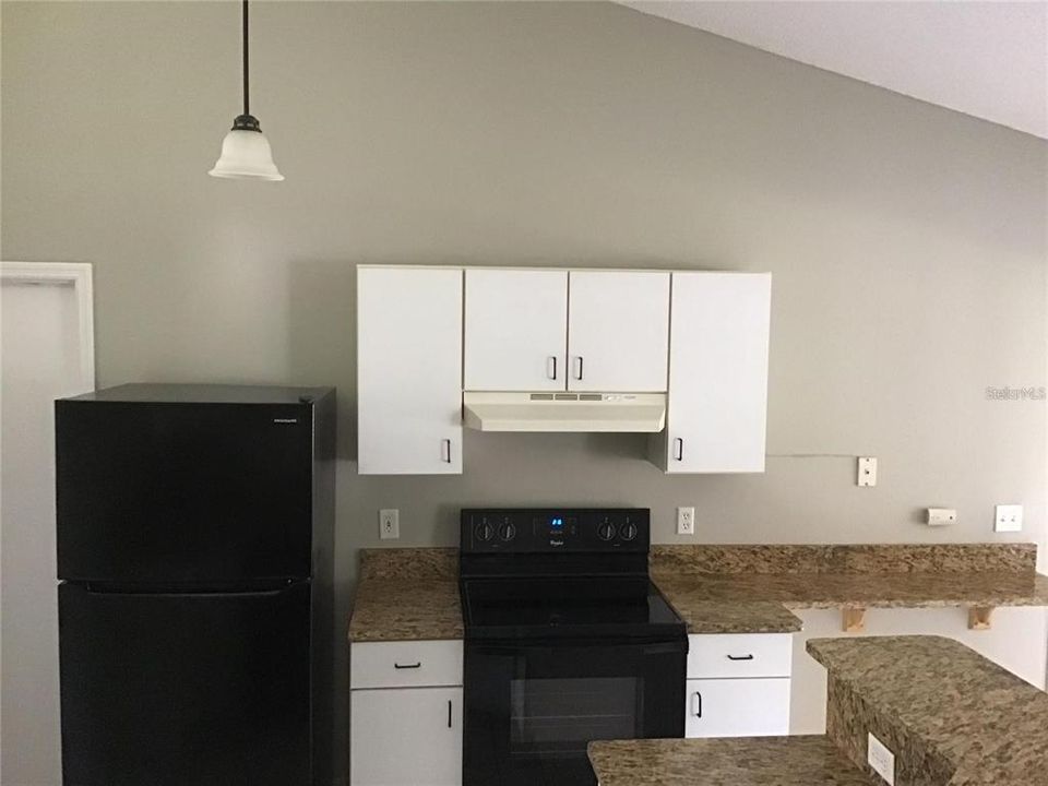 For Rent: $1,925 (3 beds, 2 baths, 1559 Square Feet)