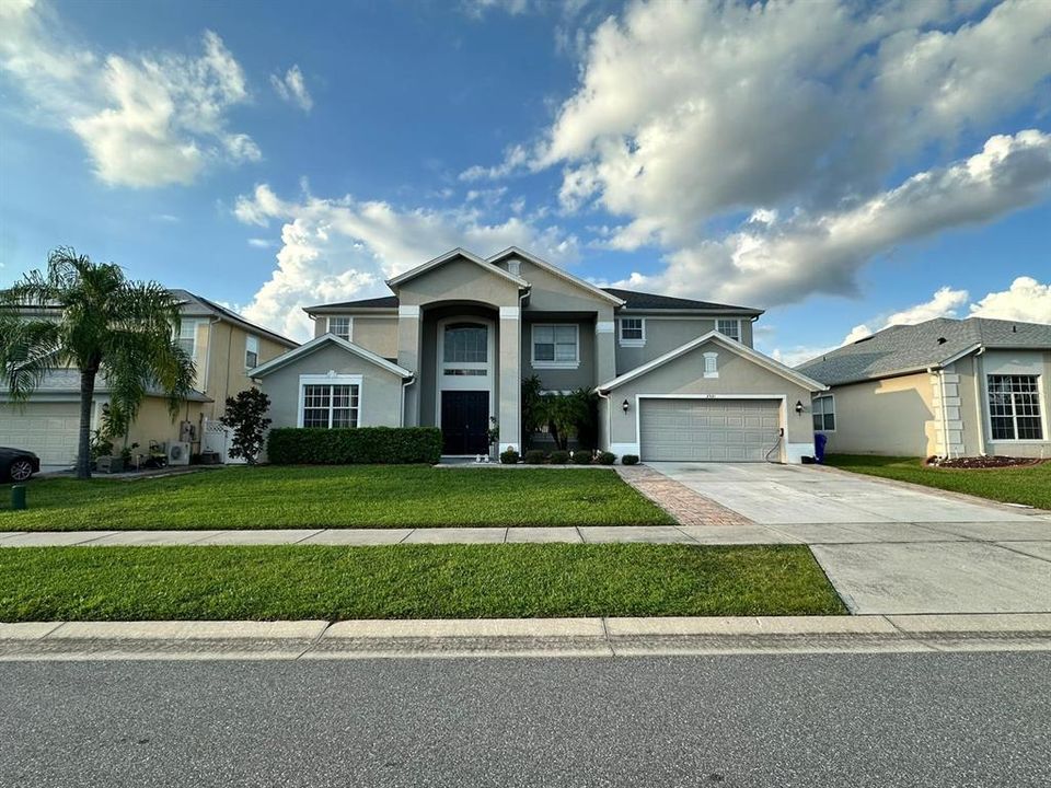 For Sale: $669,900 (5 beds, 3 baths, 3497 Square Feet)