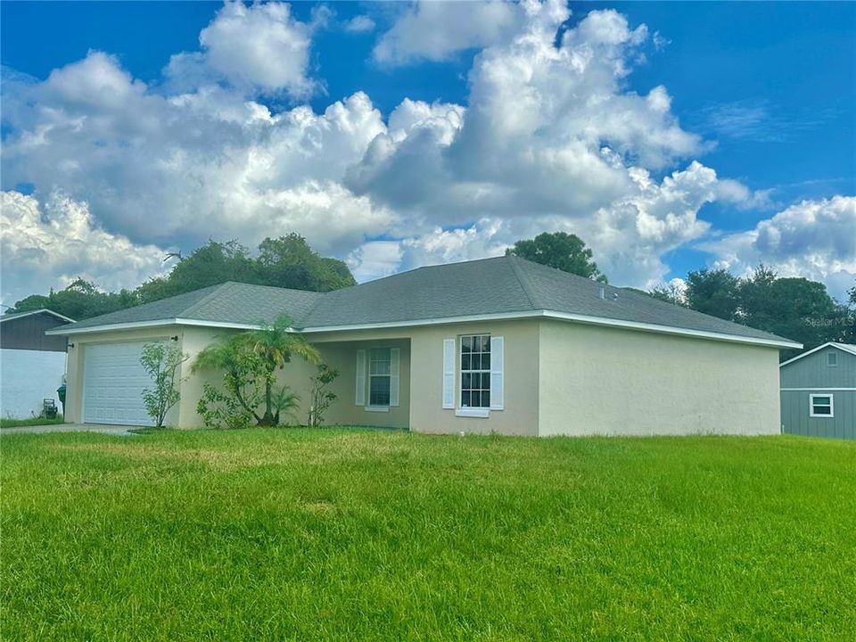 For Sale: $310,000 (3 beds, 2 baths, 1245 Square Feet)