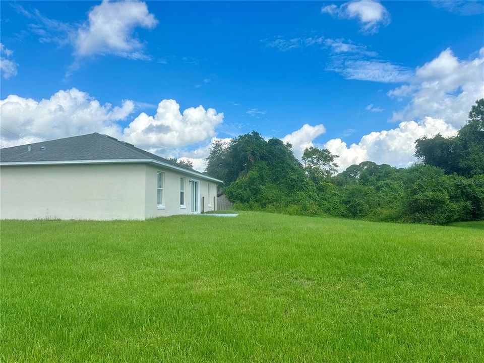 For Sale: $310,000 (3 beds, 2 baths, 1245 Square Feet)