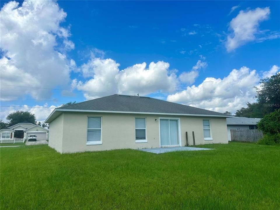 For Sale: $310,000 (3 beds, 2 baths, 1245 Square Feet)