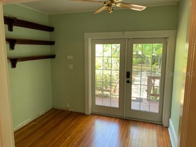 For Rent: $3,200 (2 beds, 1 baths, 1440 Square Feet)