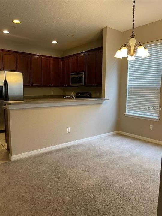 For Rent: $2,400 (3 beds, 2 baths, 1771 Square Feet)