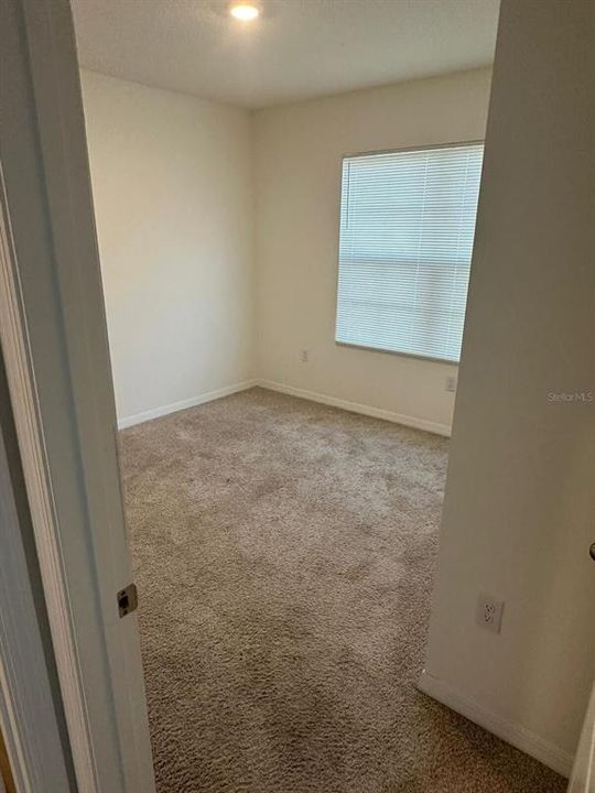 For Rent: $2,400 (4 beds, 2 baths, 1846 Square Feet)