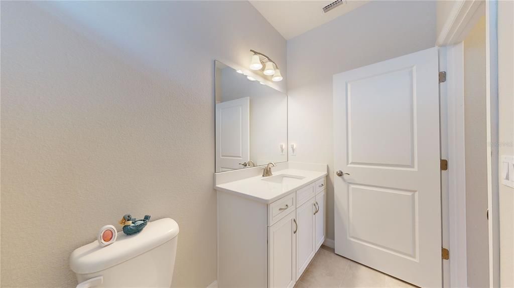 2nd bathroom