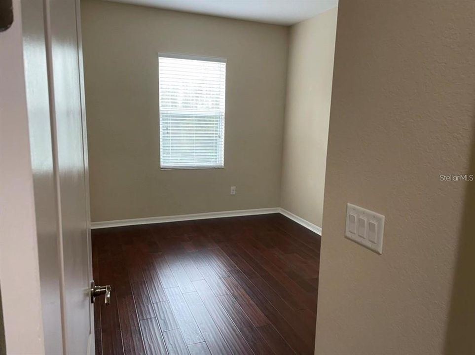 For Rent: $2,010 (3 beds, 2 baths, 1608 Square Feet)