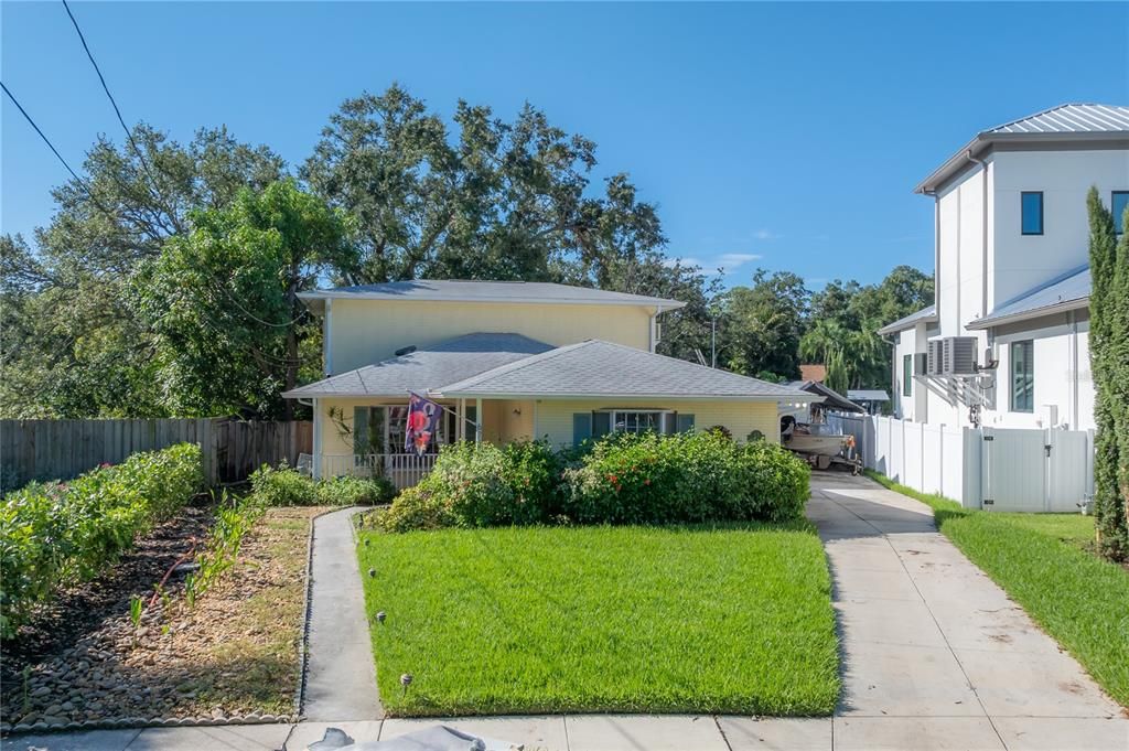 For Sale: $1,350,000 (3 beds, 2 baths, 2459 Square Feet)