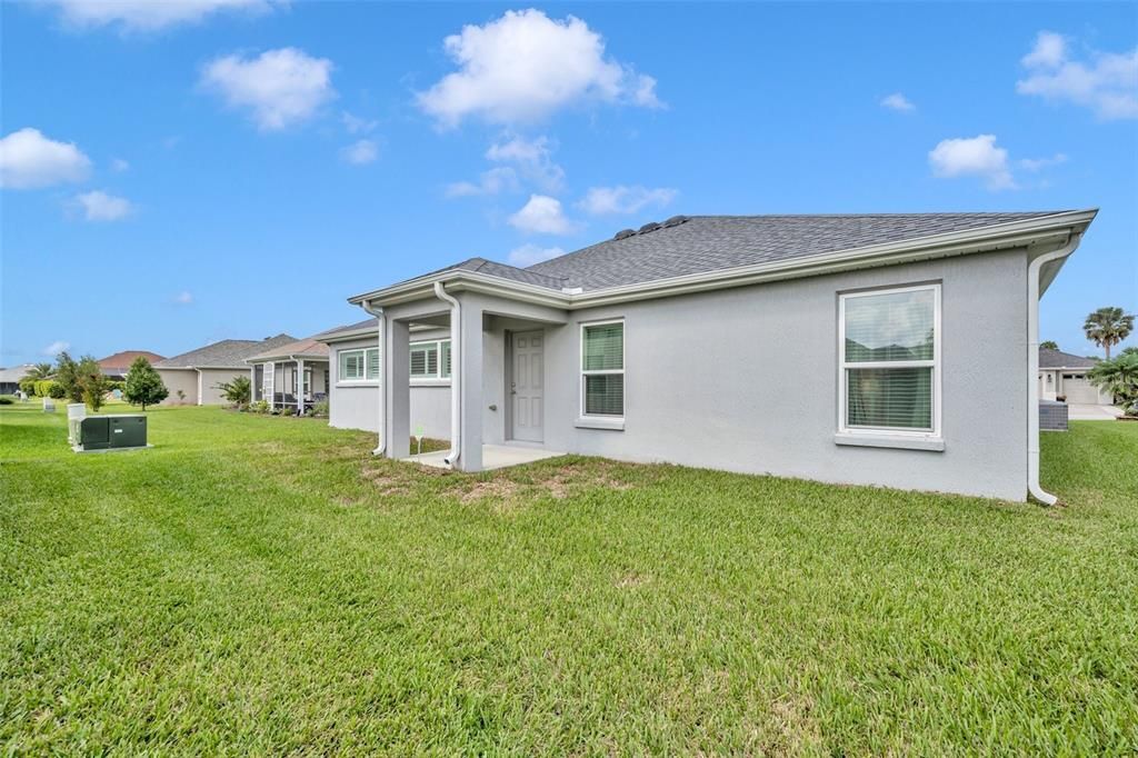 For Sale: $669,000 (3 beds, 2 baths, 2290 Square Feet)