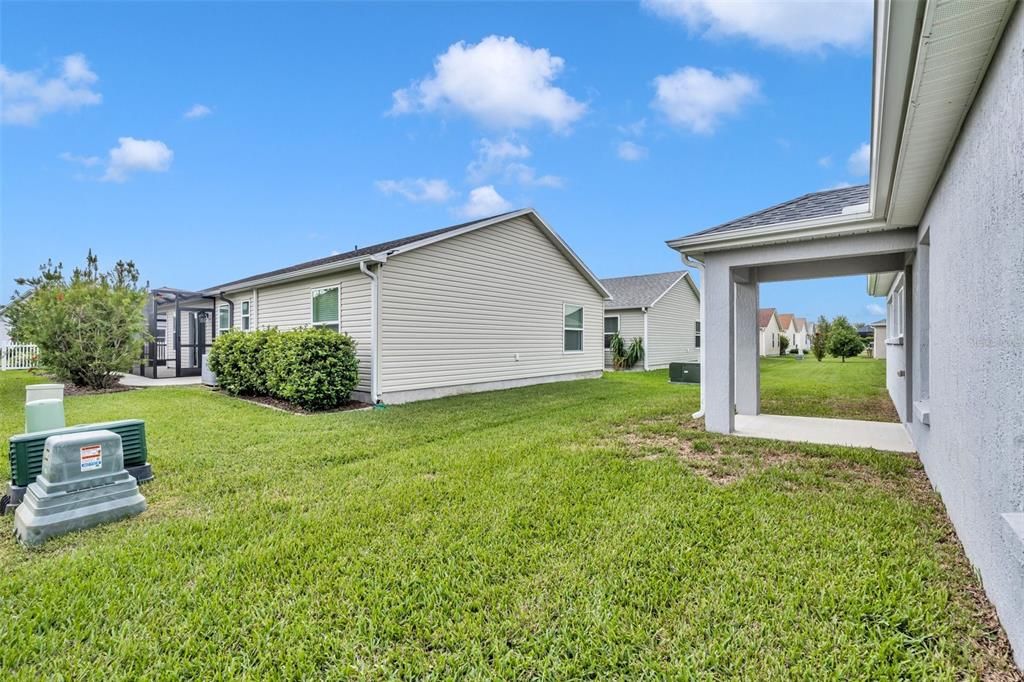 For Sale: $669,000 (3 beds, 2 baths, 2290 Square Feet)