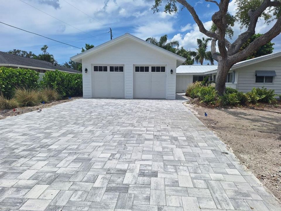 For Sale: $1,490,000 (3 beds, 3 baths, 2247 Square Feet)