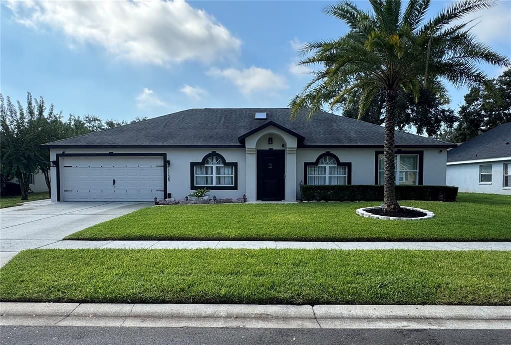 For Sale: $515,000 (4 beds, 2 baths, 2217 Square Feet)