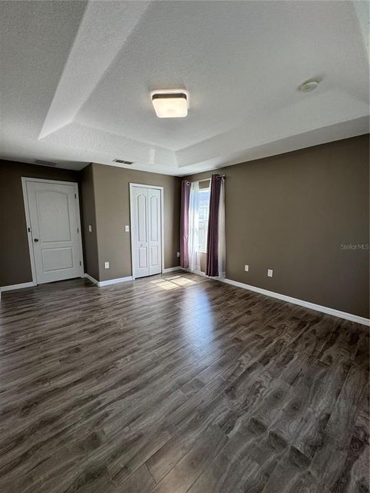 For Rent: $2,395 (3 beds, 2 baths, 1669 Square Feet)