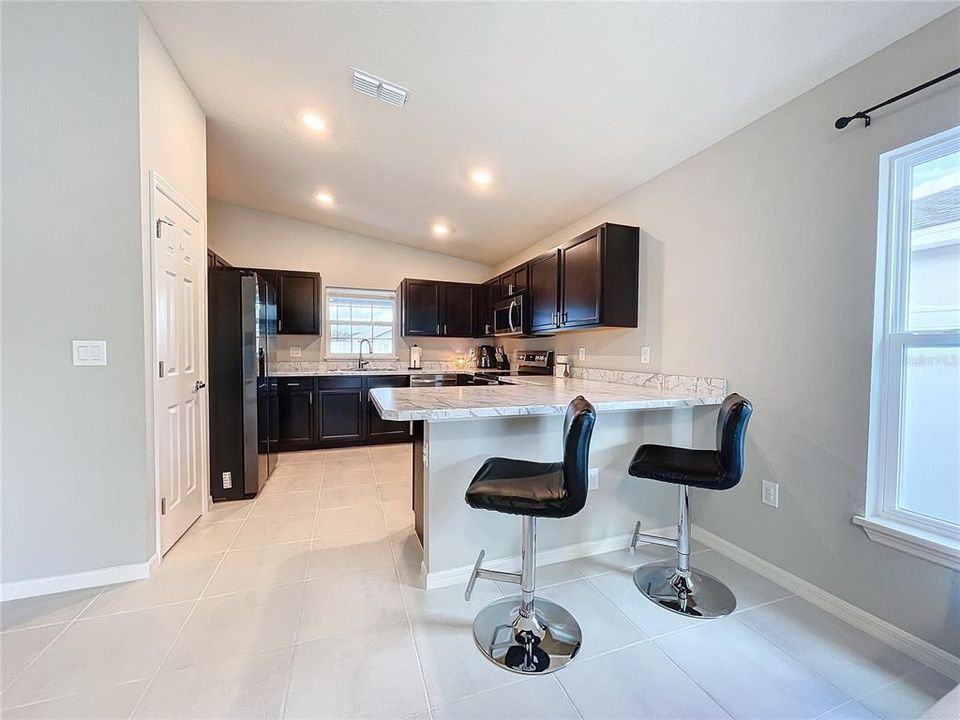 Active With Contract: $2,150 (3 beds, 2 baths, 1459 Square Feet)