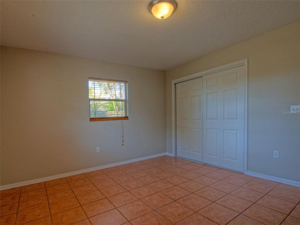 For Rent: $2,200 (3 beds, 2 baths, 1749 Square Feet)