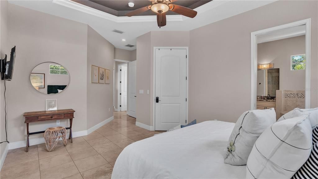 For Sale: $349,900 (3 beds, 2 baths, 1431 Square Feet)