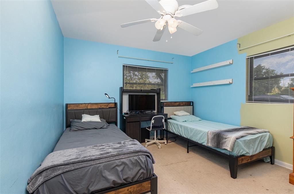 For Sale: $340,000 (3 beds, 2 baths, 1560 Square Feet)