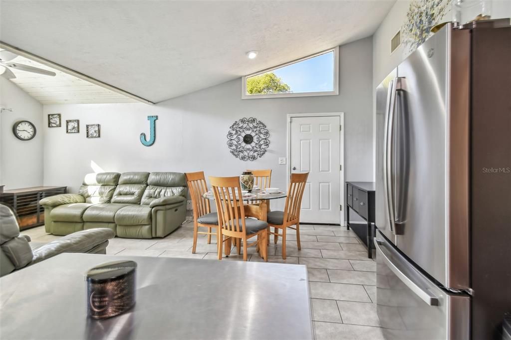 For Sale: $395,000 (4 beds, 2 baths, 1653 Square Feet)