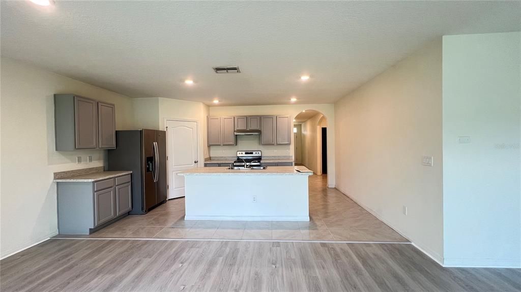 For Sale: $377,000 (4 beds, 2 baths, 1851 Square Feet)