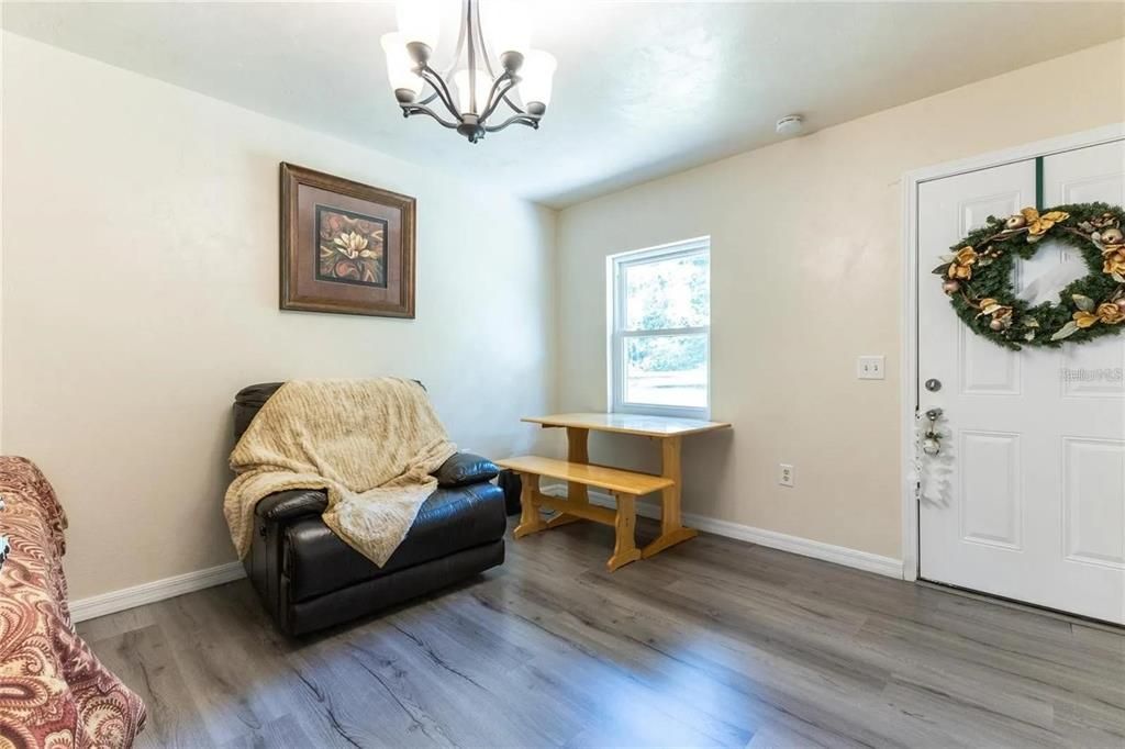 For Sale: $449,000 (3 beds, 2 baths, 2 Square Feet)