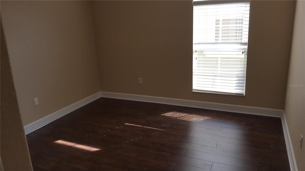 For Rent: $3,000 (3 beds, 2 baths, 2193 Square Feet)