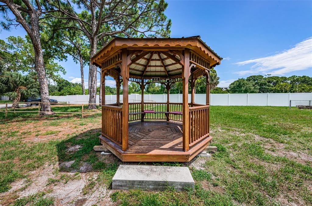 Gazebo to relax in the shade