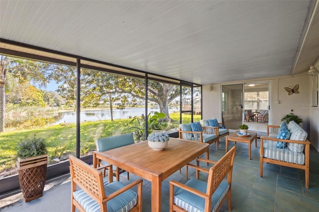 Screened in Lanai - Virtually Staged