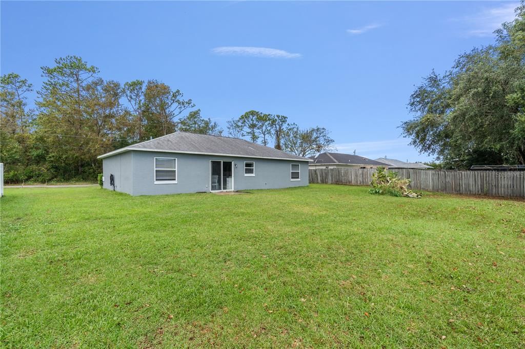 For Sale: $290,000 (3 beds, 2 baths, 1224 Square Feet)