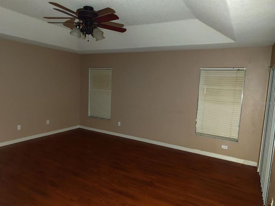 For Rent: $2,200 (3 beds, 2 baths, 2078 Square Feet)