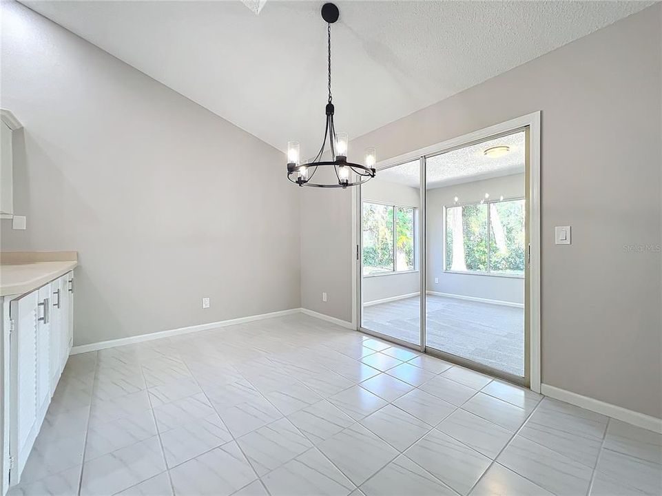 For Sale: $490,000 (4 beds, 2 baths, 2834 Square Feet)