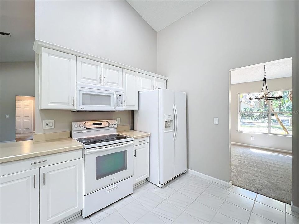 For Sale: $490,000 (4 beds, 2 baths, 2834 Square Feet)