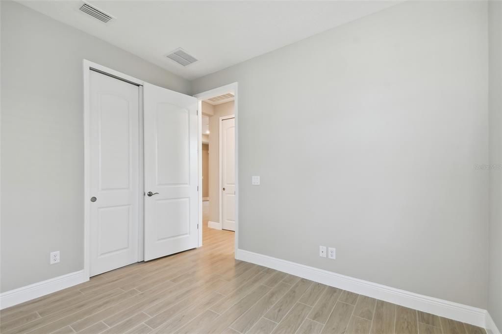 For Sale: $489,999 (2 beds, 2 baths, 1452 Square Feet)